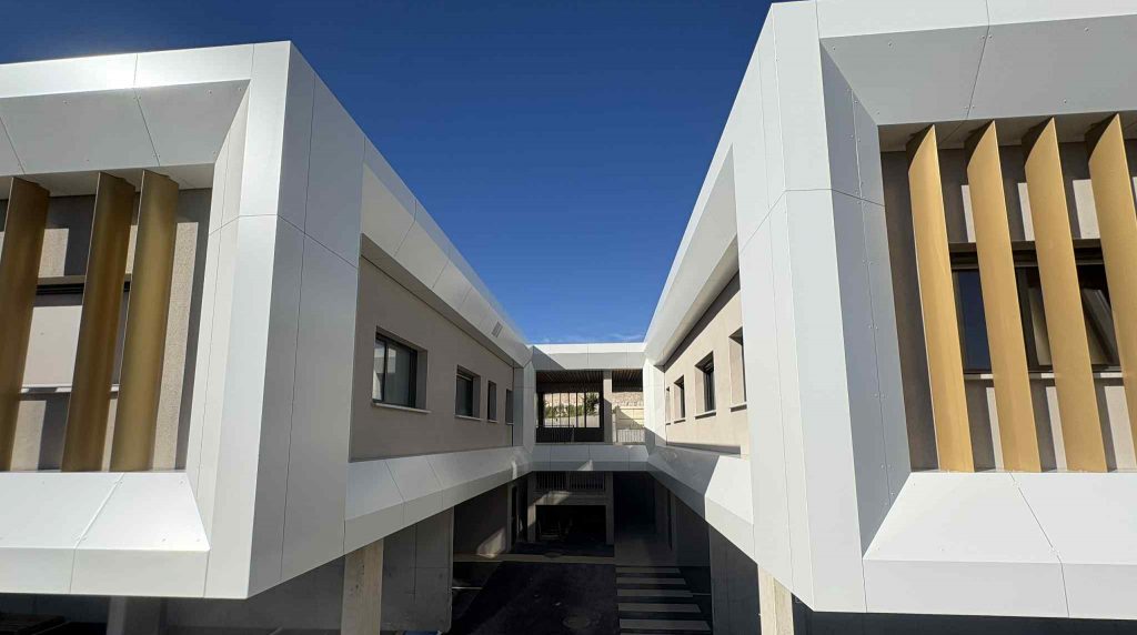 Construction Maison de Santé à Mende | Charpente, Bardage, Étanchéité